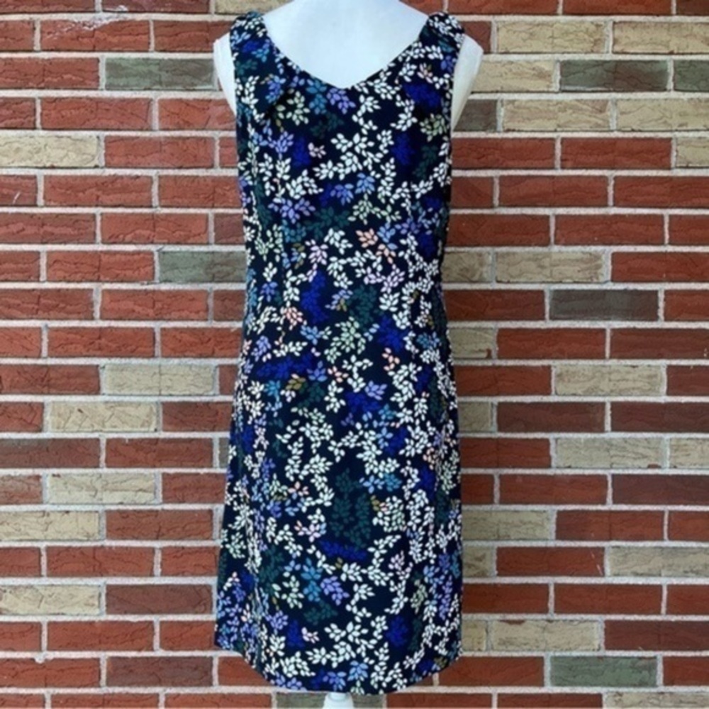 CAbi Cinco Floral Print Blue Multicolor Shift Dress 👗 - Picture 5 of 9